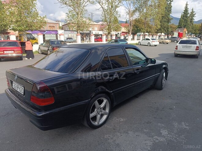 Mercedes C 180 1996, 347,000 km - 1.8 л - Zaqatala
