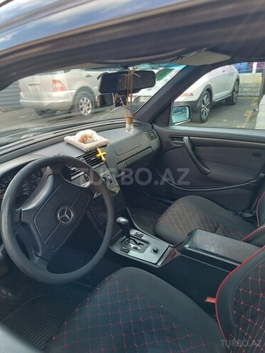 Mercedes C 180 1996, 347,000 km - 1.8 л - Zaqatala