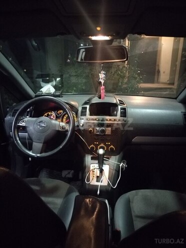 Opel Zafira 2006, 421,885 km - 1.9 l - Qəbələ