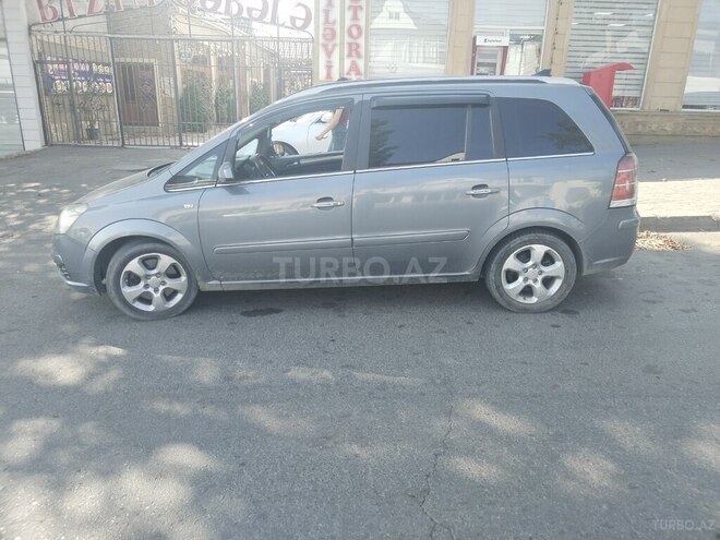 Opel Zafira 2006, 421,885 km - 1.9 l - Qəbələ
