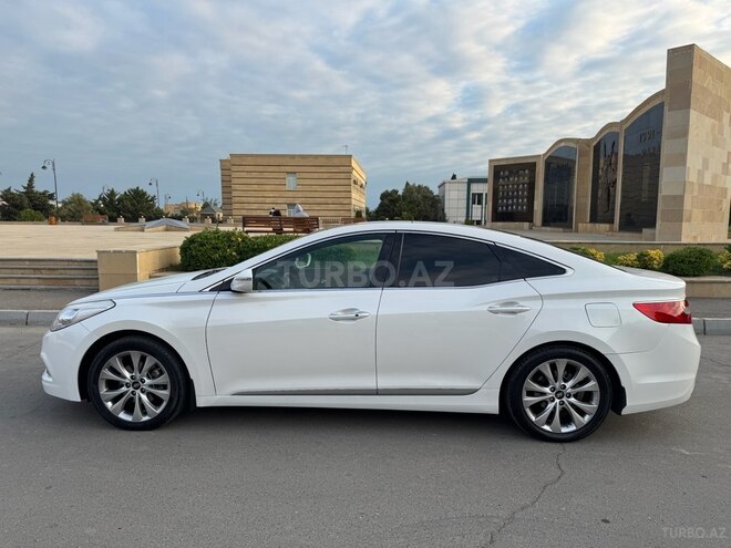 Hyundai Grandeur 2014, 215,000 km - 2.4 l - Bakı