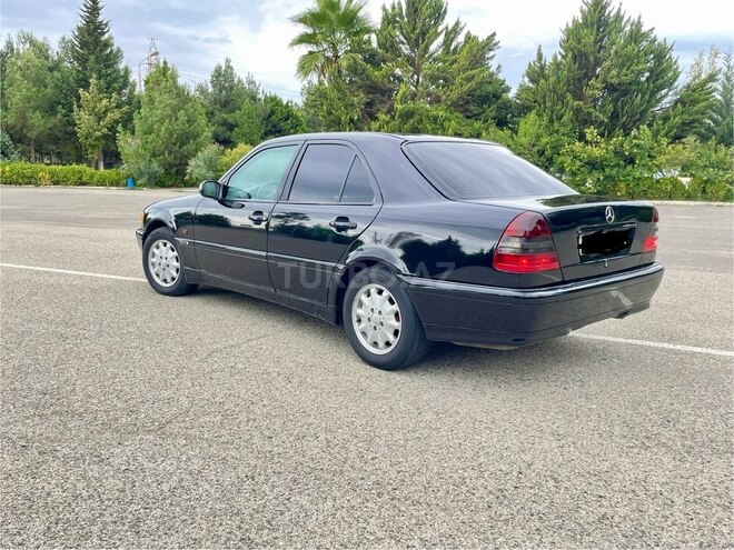 Mercedes C 200 1998, 450,000 km - 2.2 л - Sabirabad