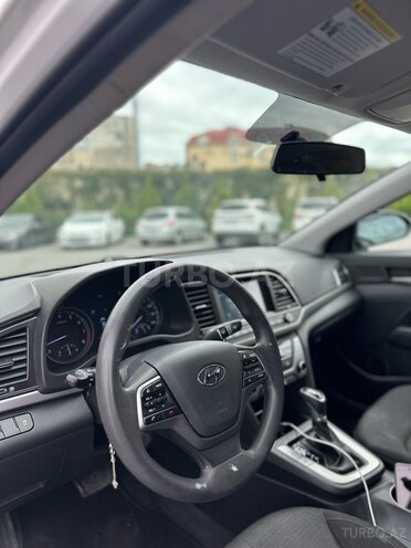 Hyundai Elantra 2017, 105,412 km - 2.0 л - Bakı
