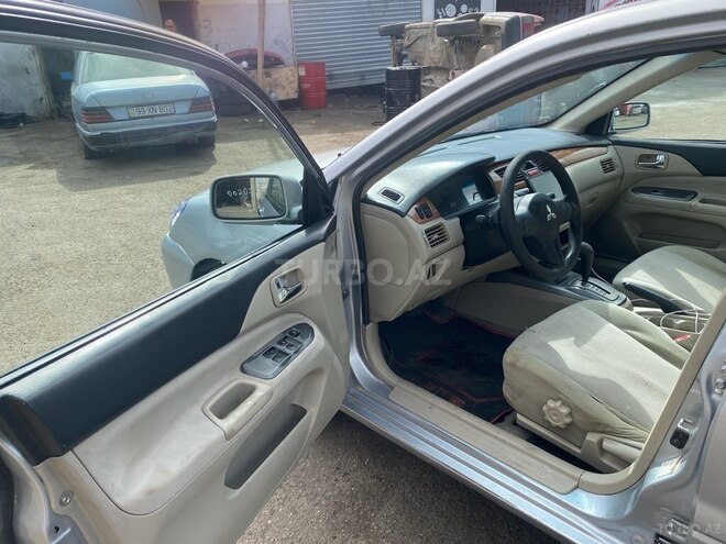 Mitsubishi Lancer 2006, 500,000 km - 1.6 l - Bakı