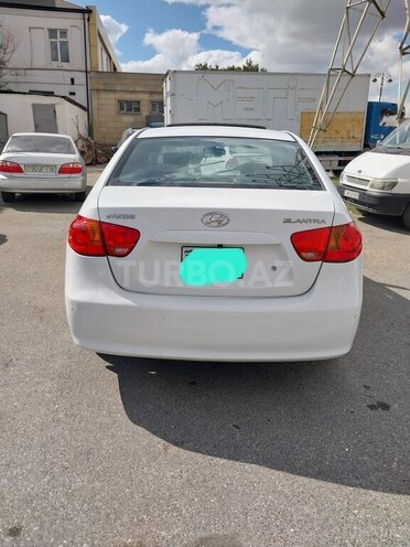 Hyundai Elantra 2007, 202,014 km - 2.0 l - Babək