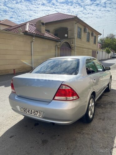 Nissan Sunny 2010, 284,000 km - 1.6 l - Bakı