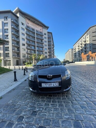Toyota Auris 2009, 280,000 km - 1.4 л - Bakı