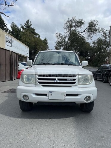 Mitsubishi Pajero io 2002, 242,000 km - 2.0 л - Bakı