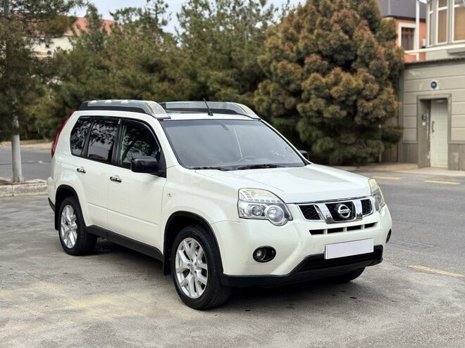 Nissan X-Trail 2012, 220,000 km - 2.5 l - Bakı