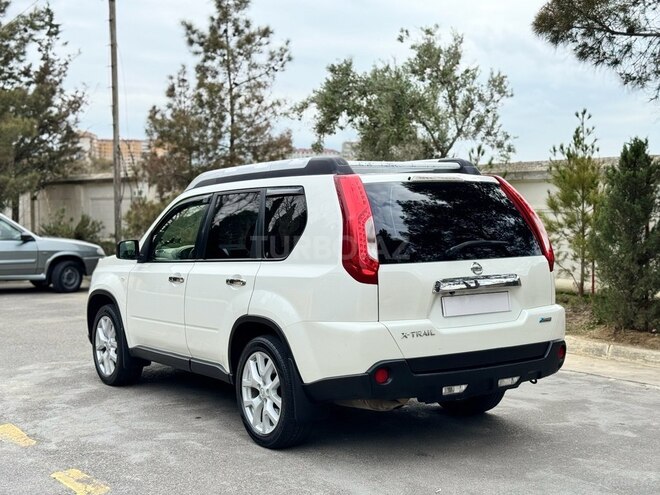 Nissan X-Trail 2012, 220,000 km - 2.5 l - Bakı
