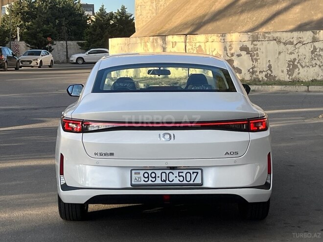 Changan Qiyuan A05 2025, 0 km - 1.5 l - Bakı