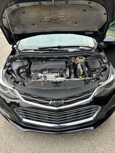Chevrolet Cruze 2017, 136,000 km - 1.4 l - Qazax