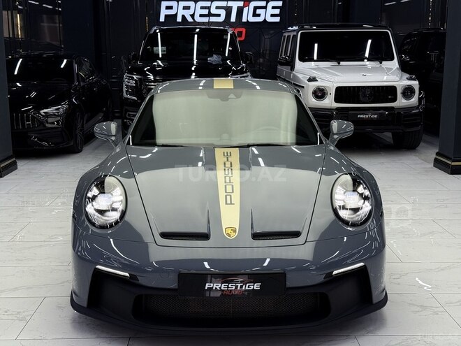Porsche 911 GT3-2