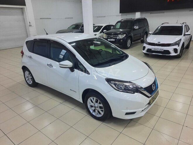 Nissan Note-9