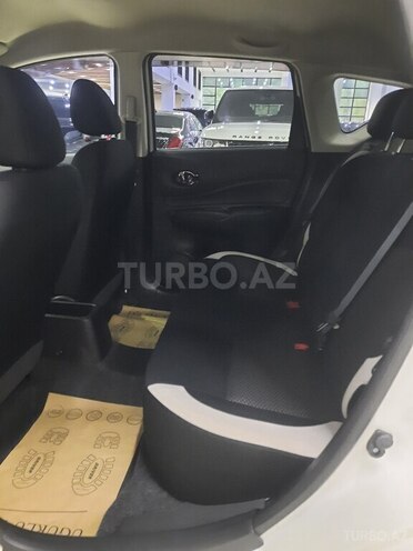 Nissan Note-16