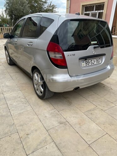 Mercedes A 170-2