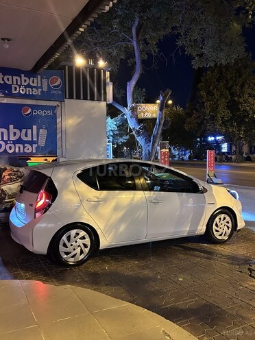 Toyota Aqua 2019, 95,000 km - 1.5 l - Bakı