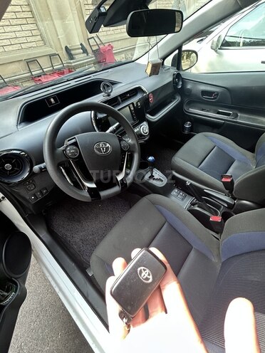 Toyota Aqua 2019, 95,000 km - 1.5 l - Bakı