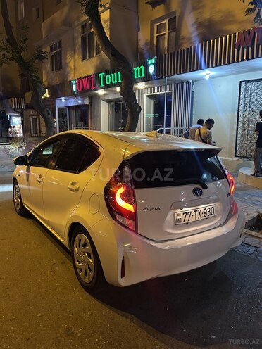 Toyota Aqua 2019, 95,000 km - 1.5 l - Bakı