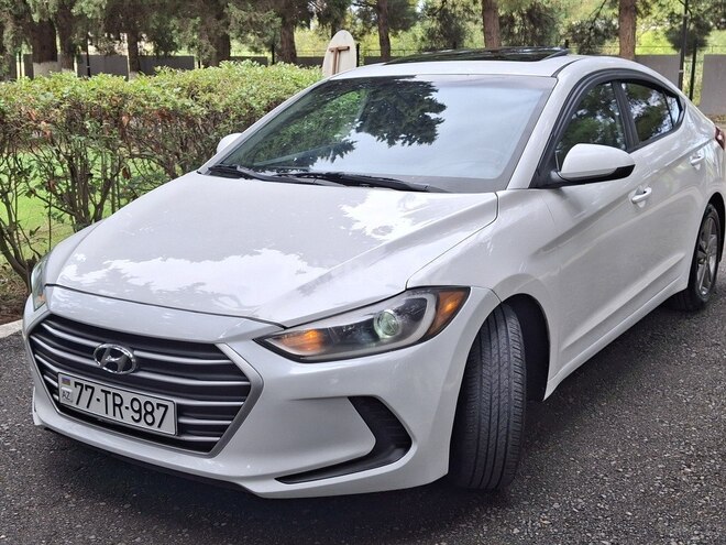 Hyundai Elantra 2018, 110,000 km - 2.0 l - Bakı