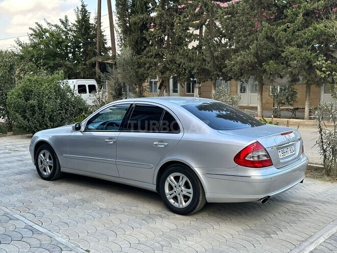 Mercedes E 300 2007, 328,000 km - 3.0 l - Quba