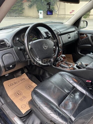 Mercedes ML 270 2001, 300,000 km - 2.7 л - Bakı