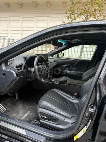 Lexus ES 300h 2022, 138,000 km - 2.5 l - Bakı