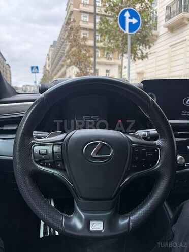 Lexus ES 300h 2022, 138,000 km - 2.5 l - Bakı