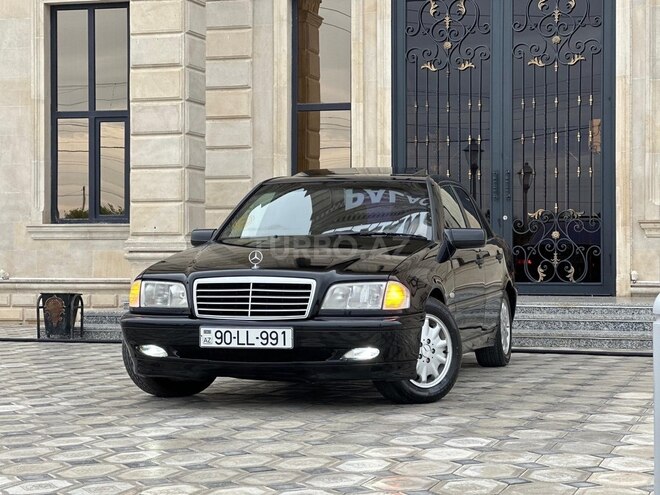 Mercedes C 200 1999, 385,000 km - 2.0 л - Saatlı