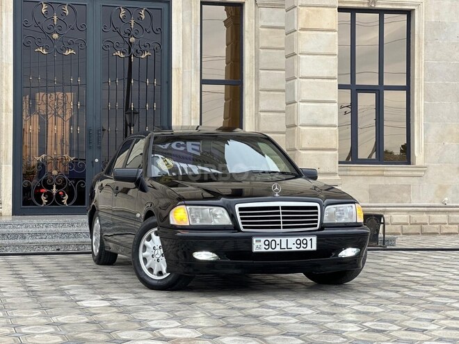 Mercedes C 200 1999, 385,000 km - 2.0 л - Saatlı
