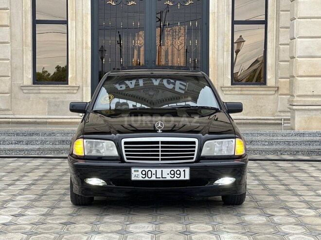 Mercedes C 200 1999, 385,000 km - 2.0 л - Saatlı