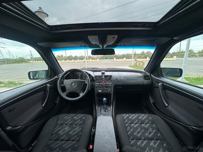 Mercedes C 200 1999, 385,000 km - 2.0 л - Saatlı