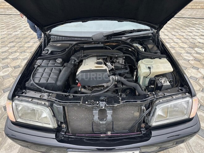 Mercedes C 200 1999, 385,000 km - 2.0 л - Saatlı