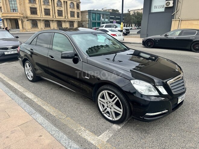 Mercedes E 200 2011, 300,900 km - 1.8 l - Bakı