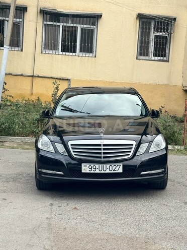 Mercedes E 200 2011, 300,900 km - 1.8 l - Bakı