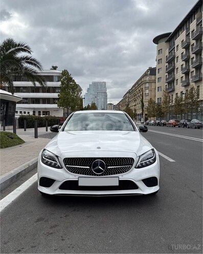 Mercedes C 220 d 2018, 150,000 km - 2.0 l - Bakı