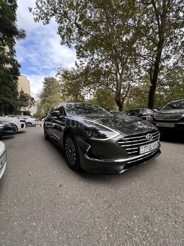 Hyundai Sonata 2020, 28,000 km - 2.0 л - Bakı