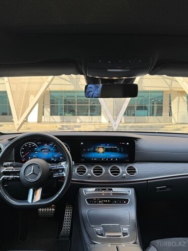 Mercedes E 300 de 2022, 29,700 km - 2.0 l - Bakı