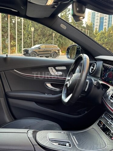 Mercedes E 300 de 2022, 29,700 km - 2.0 l - Bakı