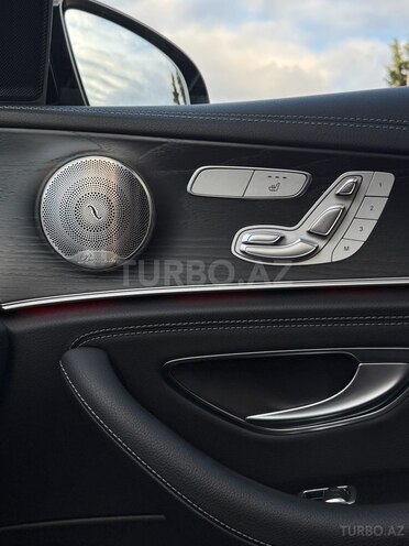 Mercedes E 300 de 2022, 29,700 km - 2.0 l - Bakı