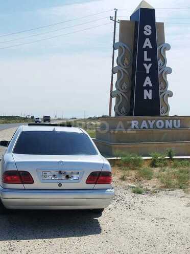 Mercedes E 230 1996, 560,000 km - 2.3 l - Masallı