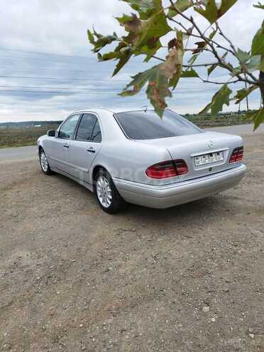 Mercedes E 230 1996, 560,000 km - 2.3 l - Masallı