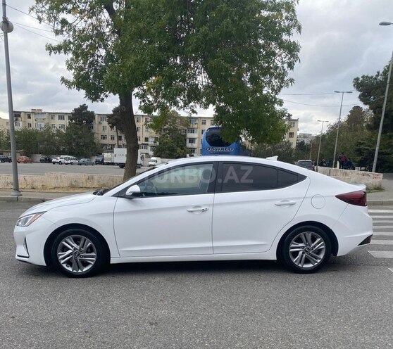 Hyundai Elantra 2018, 241,000 km - 2.0 l - Bakı