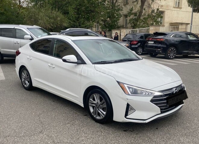 Hyundai Elantra 2018, 241,000 km - 2.0 l - Bakı