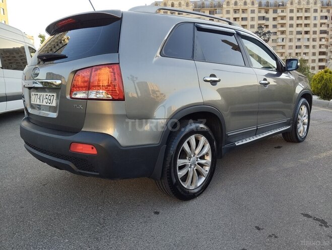 Kia Sorento 2011, 267,000 km - 2.0 l - Bakı