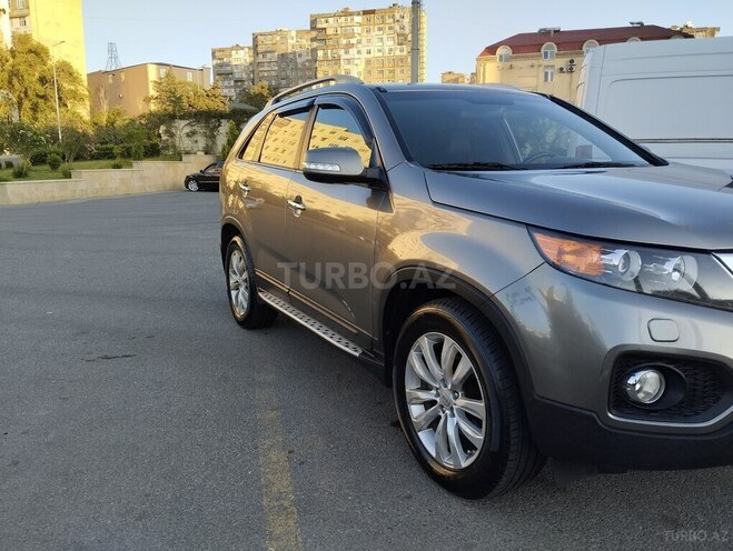 Kia Sorento 2011, 267,000 km - 2.0 l - Bakı