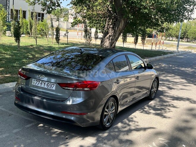 Hyundai Elantra 2018, 151,278 km - 2.0 l - Bakı