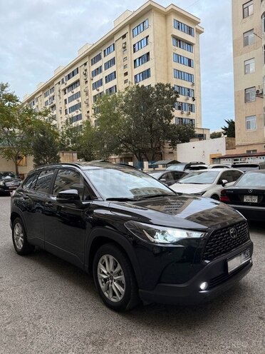 Toyota Corolla Cross 2025, 11,800 km - 2.0 л - Bakı