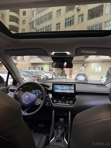 Toyota Corolla Cross 2025, 11,800 km - 2.0 л - Bakı
