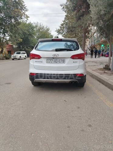 Hyundai Santa Fe 2013, 192,300 km - 2.0 l - Salyan